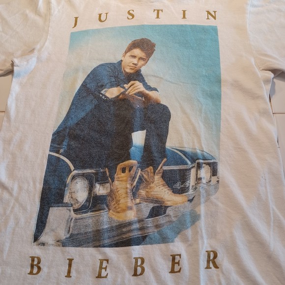Justin Bieber Believe Tour T-Shirt, Small, White with Justin Bieber Image - Picture 3 of 6